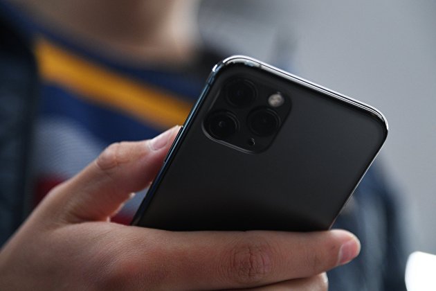 Блумберг: Apple намерена представить в марте новый бюджетный iPhone с 5G