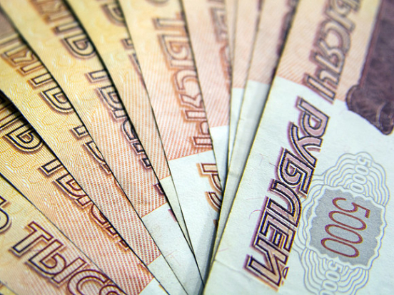 Центробанк: В день начала военной операции на Украине россияне сняли более 111 млрд рублей