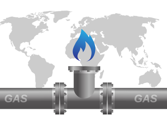 Цены на газ в Европе впервые за два года упали ниже $300 за тысячу кубометров