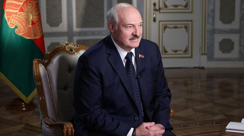Экс-министр Латушко заявил о полном провале Лукашенко во время интервью