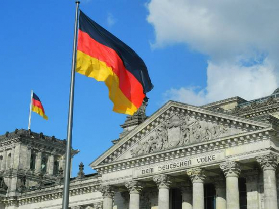 Экспорт Германии сократился за август, а импорт увеличился
