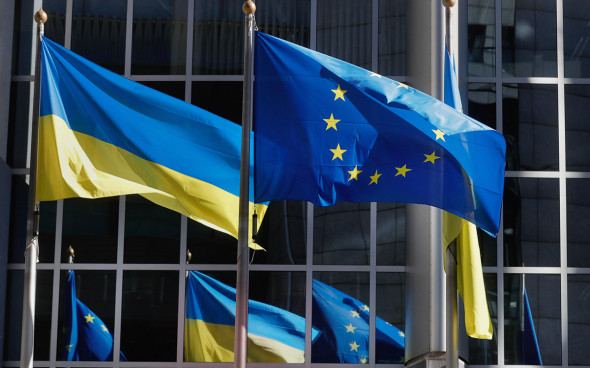 ЕС направит не менее 500 млн евро на гуманитарную помощь Украине