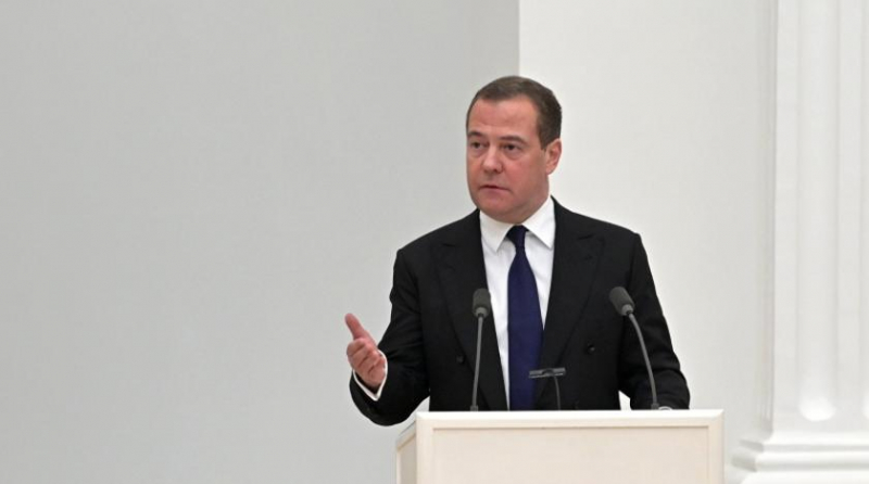 Европа уже поплатилась за антироссийские санкции - Медведев