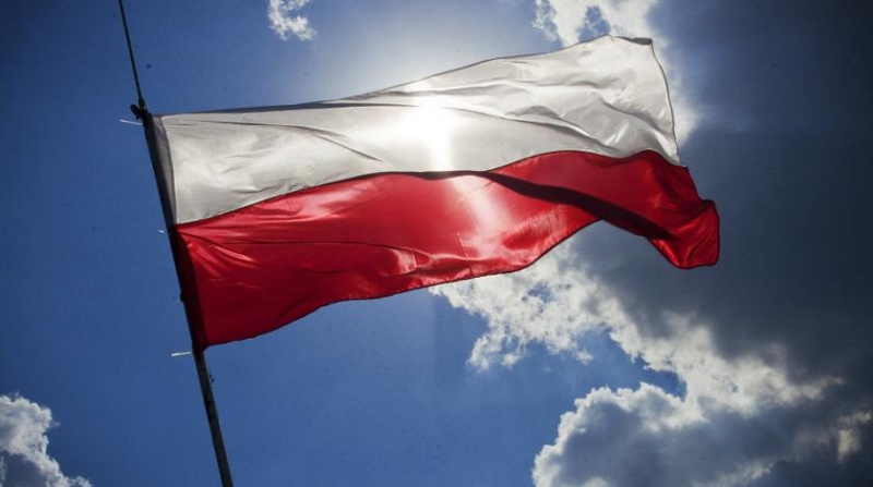 Группа нелегалов успешно прорвалась за ограждение и оказалась в Польше
