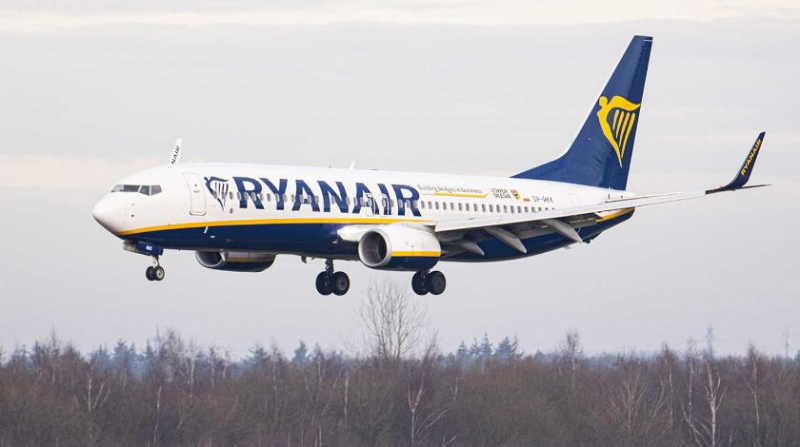 ИКАО опровергла факт принуждения к посадке Ryanair истребителем