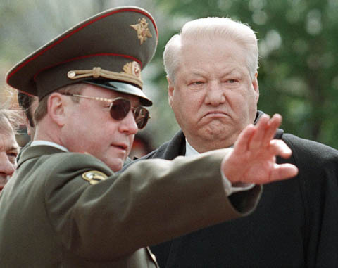 Как Ельцин довел до расширения НАТО: СМИ подняли старый архив