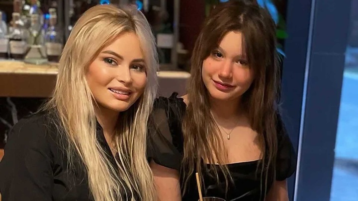 "Как сестры": в Сети обсуждают фото повзрослевшей дочери Даны Борисовой