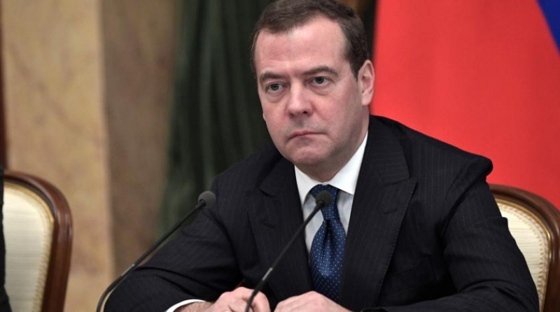 Любовью к Украине тут и не пахнет: Медведев раскрыл суть военной помощи США Киеву