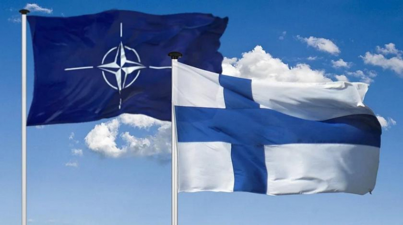 "Надоела мирная жизнь?": собравшейся в НАТО Финляндии напомнили постыдную страницу истории