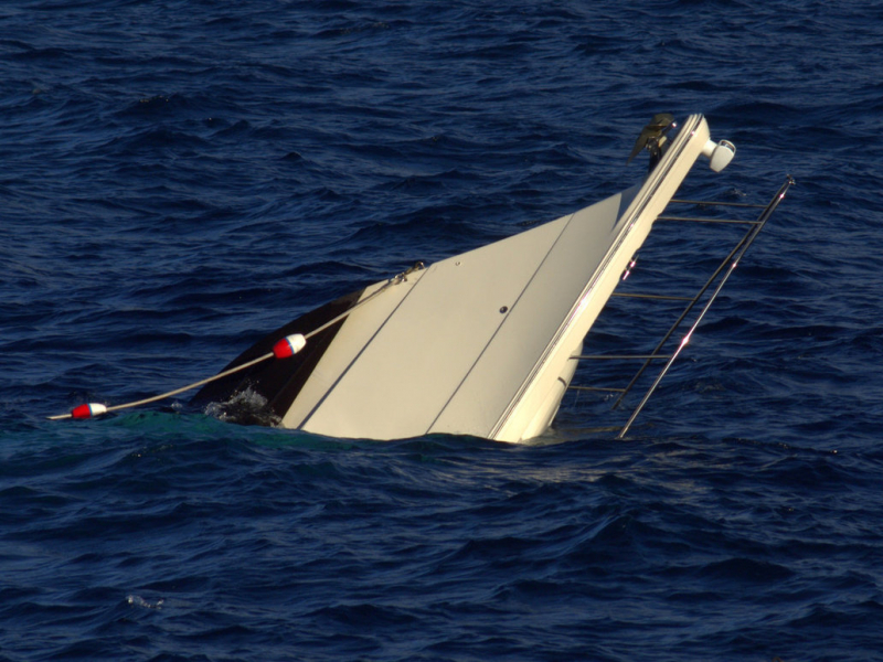 Не менее 20 человек погибли при крушении лодки у берегов Гаити