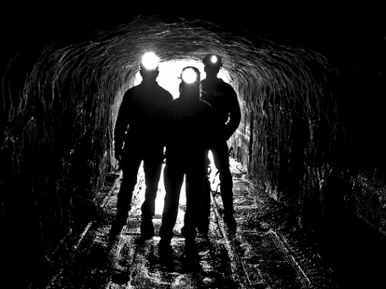 «Новая газета»: Экономист Дмитрий Прокофьев знает, как заставить владельцев шахт инвестировать в безопасные условия труда