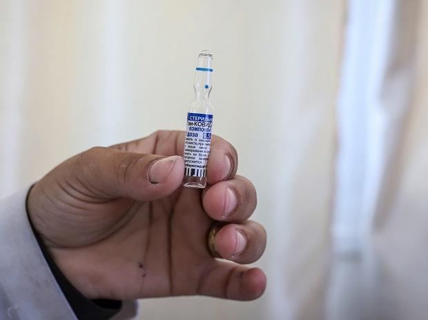 ОАЭ одобрили применение &quot;Спутника Лайт&quot; в качестве отдельной вакцины