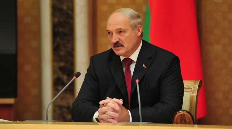 "Персонаж в женском роде": Лукашенко не смог назвать Тихановскую по имени