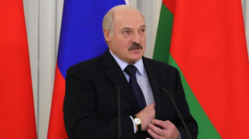 Плюшки за Крым: политолог раскрыл задумку Лукашенко
