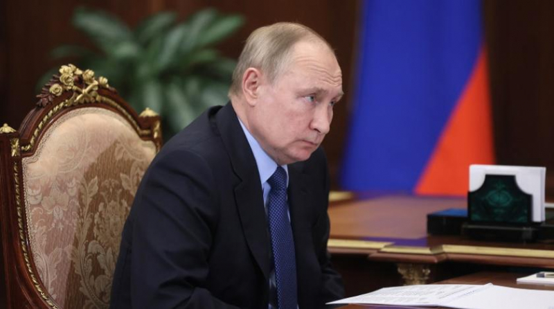 Подгадал момент: Путин нанес "двойной" удар по США с помощью союзников