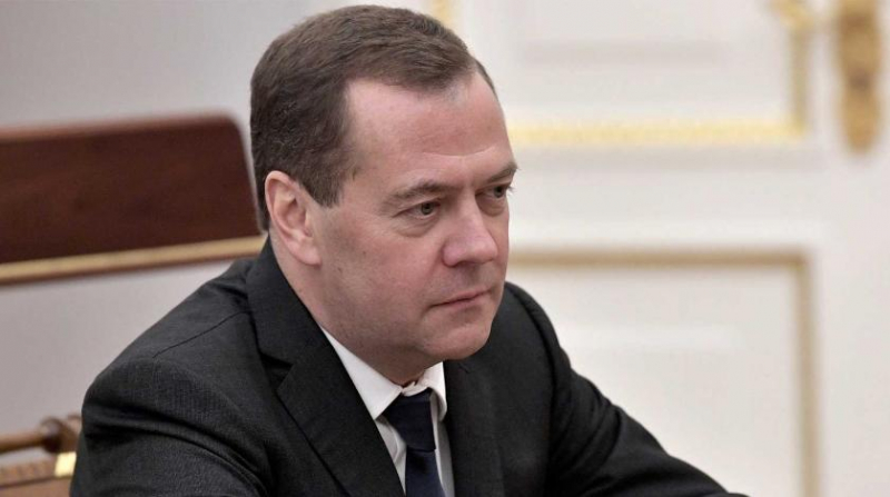 Поляки стали жертвой русофобской политики Варшавы – Медведев