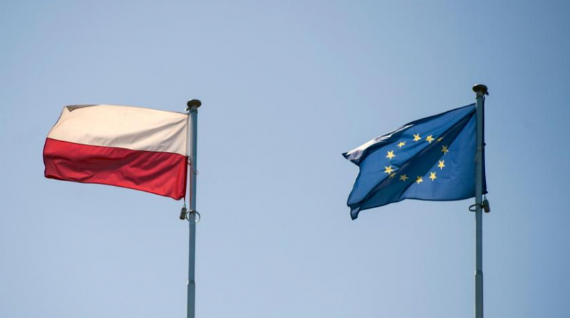 Польша и Украина испытали шок после "очереденого предательства союзников" - СМИ
