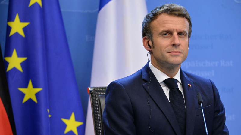 Президент Франции пообщался по телефону с лидерами России и Украины (Обновлено)