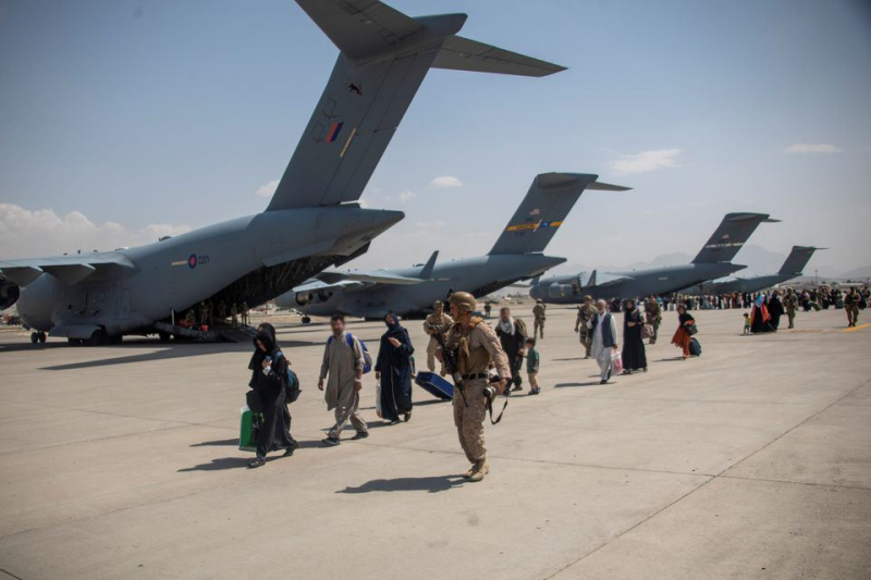 Процесс расселения в США эвакуированных афганцев затягивается