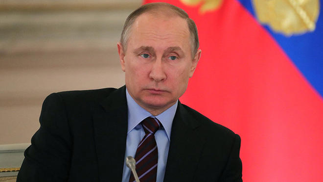 Путин назвал переговоры с Макроном содержательными и полезными