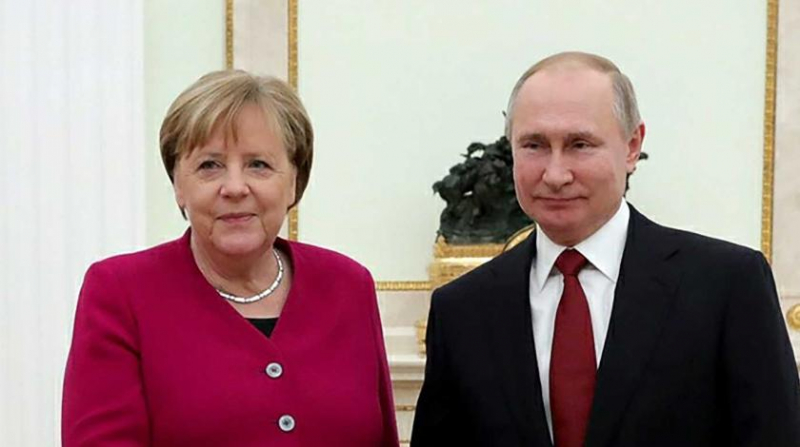 Путин отказал Меркель во встрече в нормандском формате в ее канцлерство