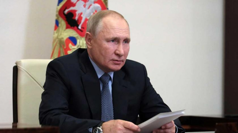Путин ответил на заявления о планах восстановить Российскую империю
