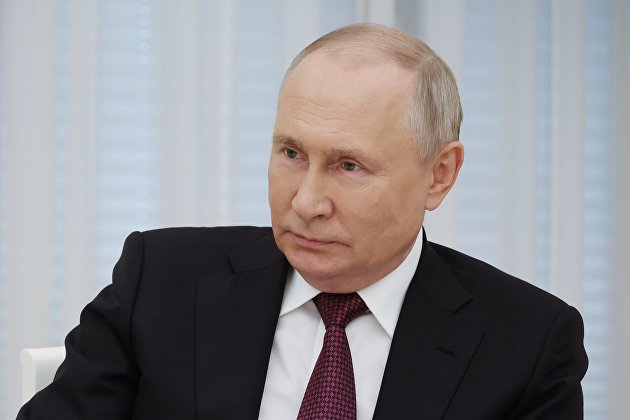 Путин поручил до 2030 года обеспечить поддержку центрам в сфере ИИ 
