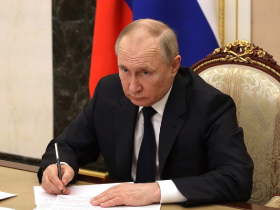 Путин запретил размещать депозитарные расписки на ценные бумаги компаний РФ на иностранных площадках