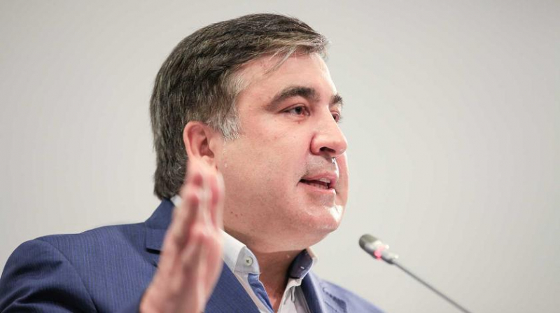 Саакашвили пригрозил "вышвырнуть" на улицу все правительство Грузии