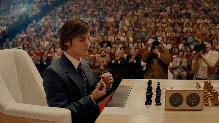 Шахматы, любовь и долг: драма "Чемпион мира" выходит в кино 30 декабря