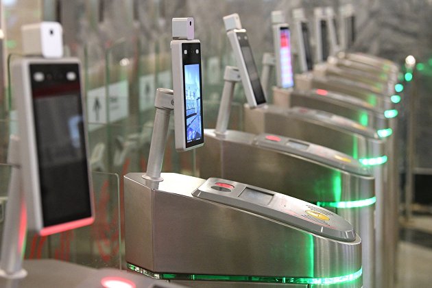 Система биометрической оплаты проезда заработала на всех станциях Московского центрального кольца