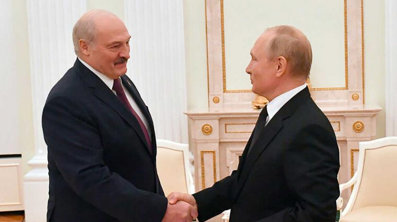Слова Лукашенко об отсутствии планов поглощения Белоруссии рассмешили Путина - видео