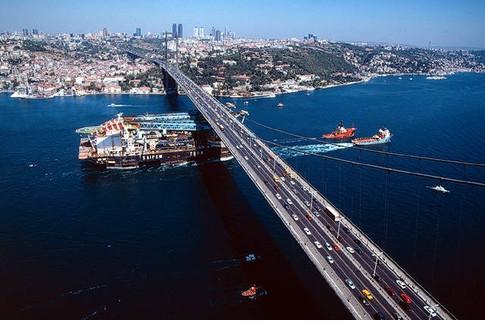Турция нацелена на снижение нагрузки судоходства на Босфор - Минтранс