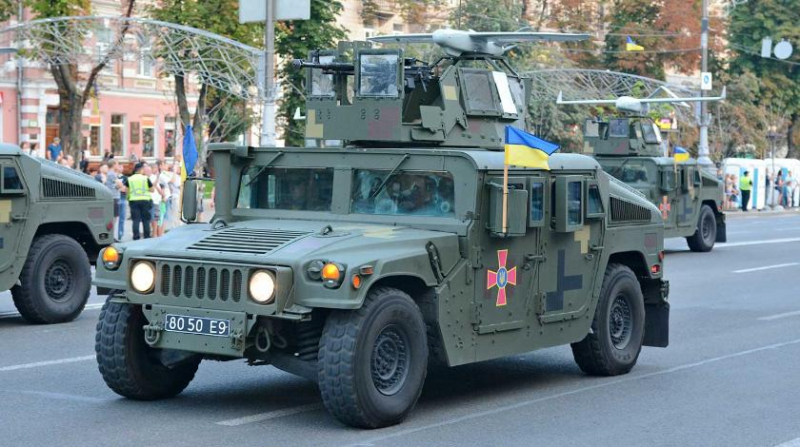 Украинский генерал обещал отправить Россию в нокаут ударом в челюсть