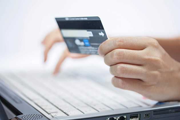 В Роскачестве перечислили способы обезопасить свой счет при онлайн-покупках