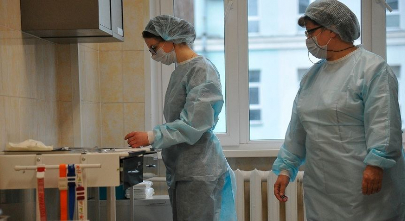 В России зарегистрировали 968 смертей из-за коронавируса за сутки