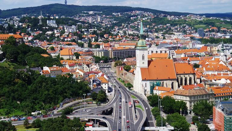 В Словакии планируют ввести всеобщий локдаун
