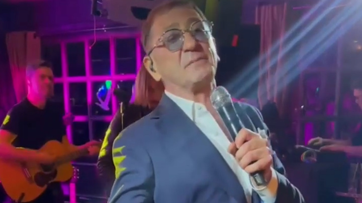 "Вечер был жарким": Лепс спел для особой публики в Куршевеле