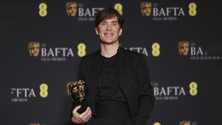 Драма "Оппенгеймер" стала триумфатором британской кинопремии BAFTA