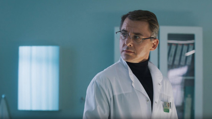 Какими врачебными навыками Игорь Петренко овладел на съемках "Доктора Краснова"