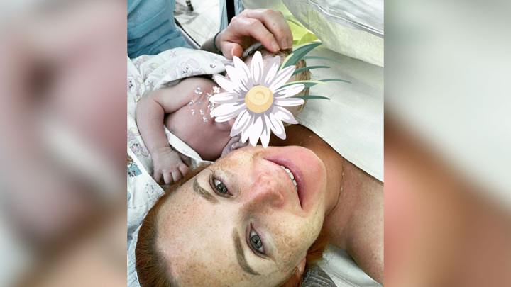 Лена Катина показала первое фото с новорожденным сыном
