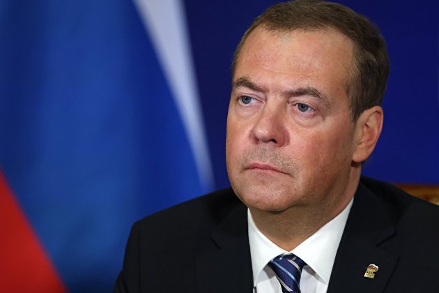 Медведев: перевести критическую инфраструктуру на российский софт непросто