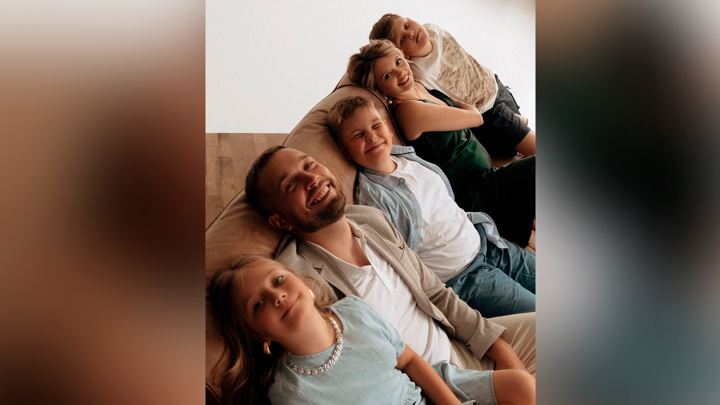 "Мы счастливы": как сложились отношения Ольги Кузьминой с детьми мужа