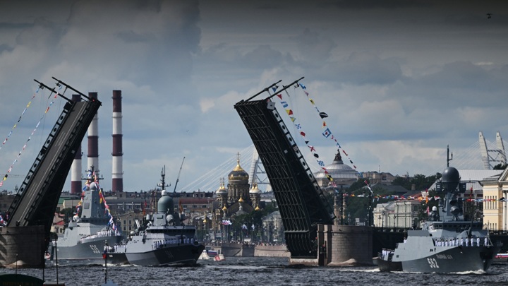 Празднование Дня Военно-морского флота России начинается уже сегодня